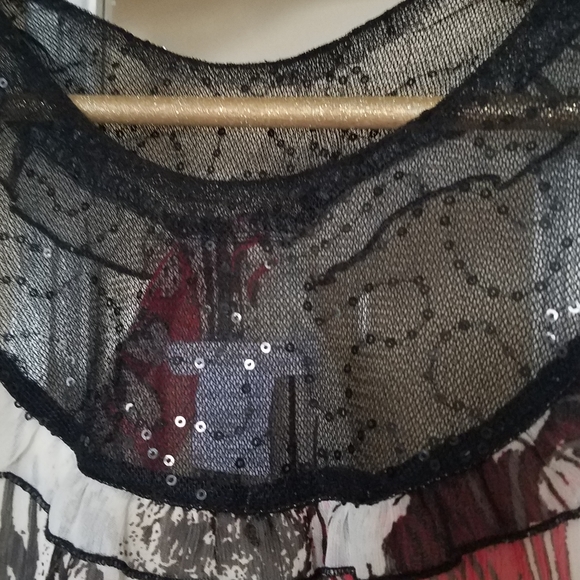 Charlotte Russe Dressy Top - Picture 3 of 4